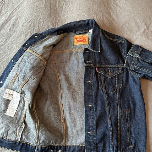 Levi's Men's Denim Jacket - Blue - Picture 2 of 4